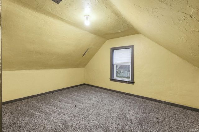 1936 Emerson Avenue, Fort Wayne, IN 46808