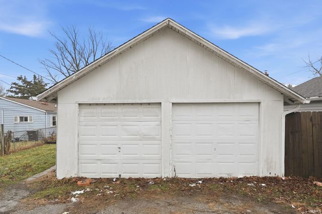 1936 Emerson Avenue, Fort Wayne, IN 46808