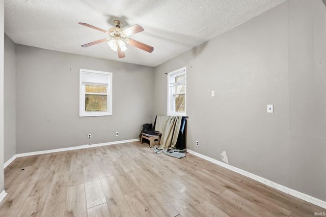 1936 Emerson Avenue, Fort Wayne, IN 46808