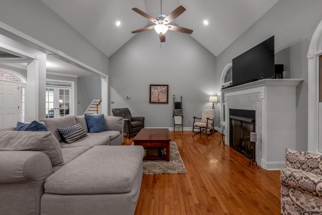 589 Avawam Drive, Richmond, KY 40475