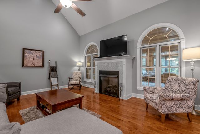 589 Avawam Drive, Richmond, KY 40475