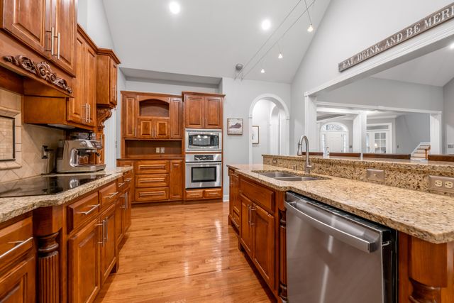 589 Avawam Drive, Richmond, KY 40475