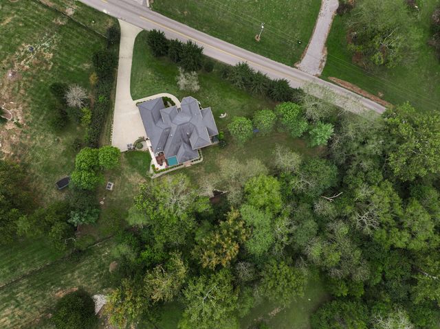 589 Avawam Drive, Richmond, KY 40475