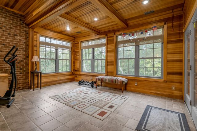 589 Avawam Drive, Richmond, KY 40475