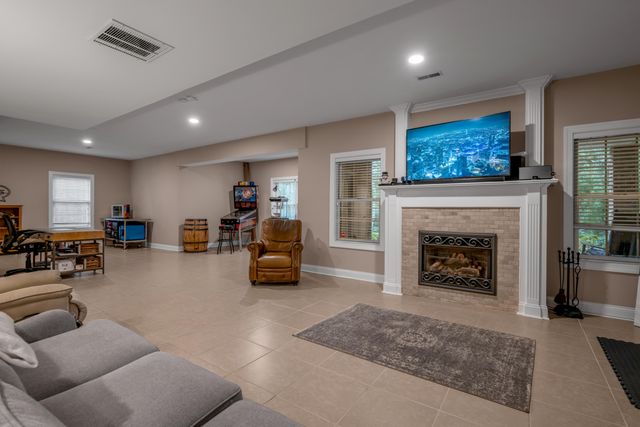 589 Avawam Drive, Richmond, KY 40475