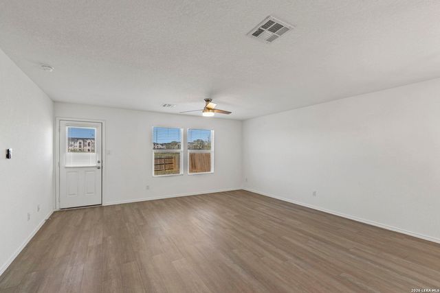 3823 Casado, Converse, TX 78109