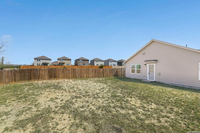 3823 Casado, Converse, TX 78109