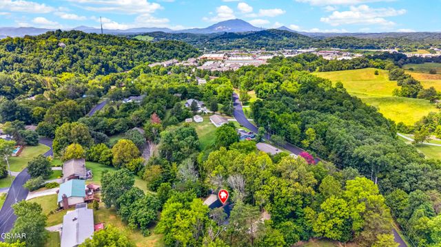 840842 Delight, Sevierville, TN 37876