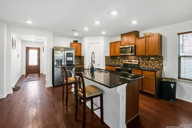 523 Muscari, San Antonio, TX 78245