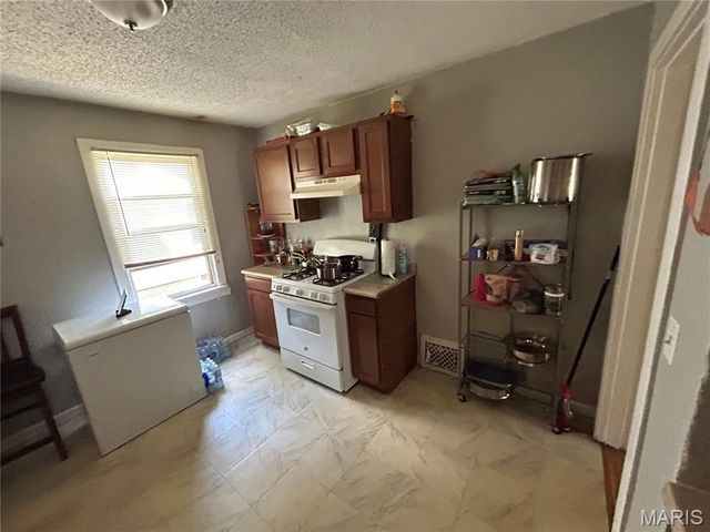 114 Bernhardt Avenue, St Louis, MO 63121