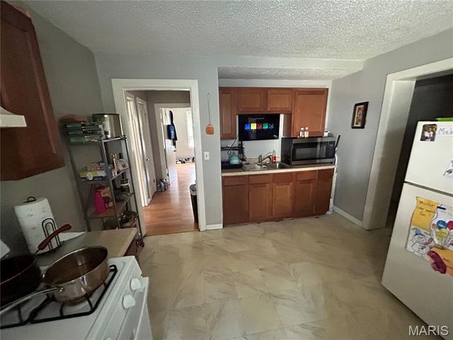 114 Bernhardt Avenue, St Louis, MO 63121