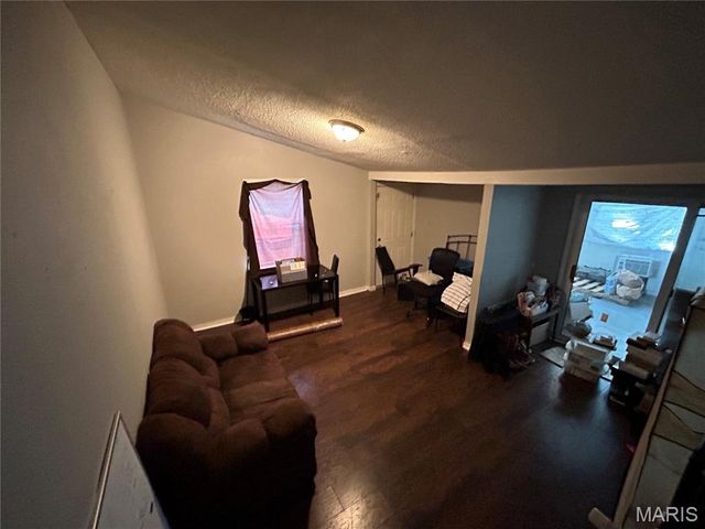 114 Bernhardt Avenue, St Louis, MO 63121