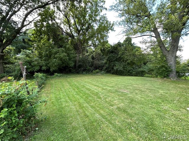 114 Bernhardt Avenue, St Louis, MO 63121