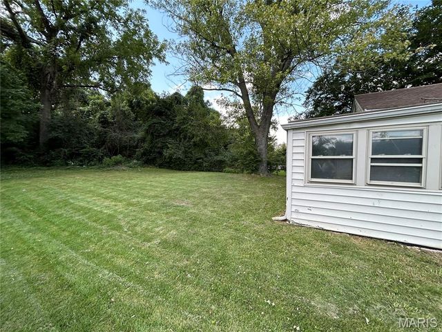 114 Bernhardt Avenue, St Louis, MO 63121