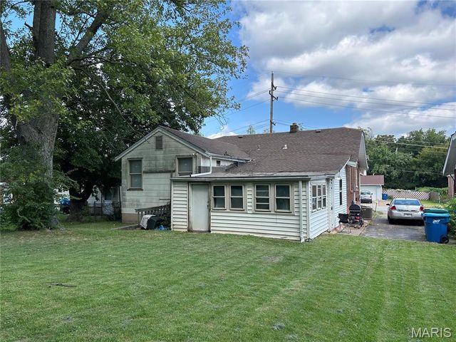 114 Bernhardt Avenue, St Louis, MO 63121