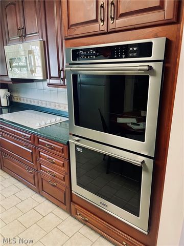 1611 Winterhaven Avenue, Ashtabula, OH 44004