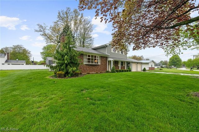 1611 Winterhaven Avenue, Ashtabula, OH 44004
