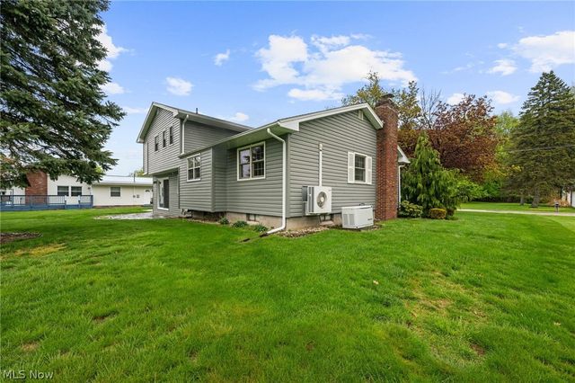 1611 Winterhaven Avenue, Ashtabula, OH 44004