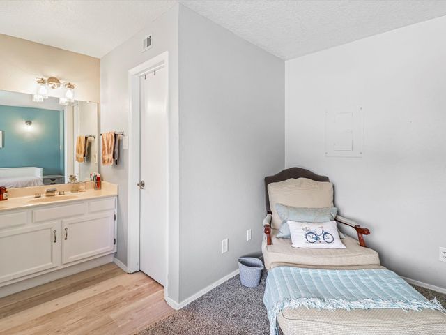 505 Oppenheimer Drive 1304, Los Alamos, NM 87544