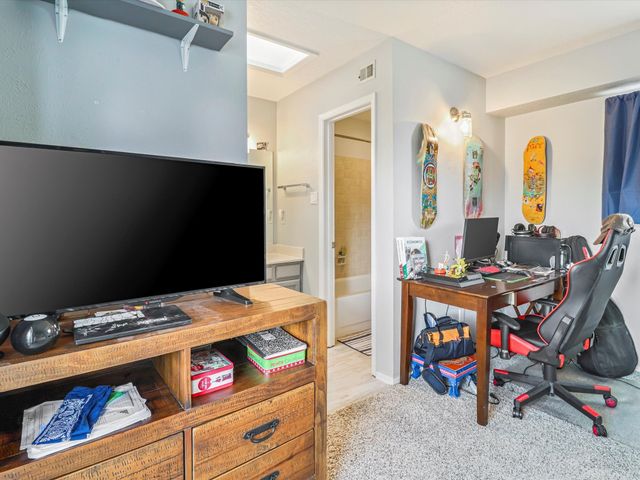 505 Oppenheimer Drive 1304, Los Alamos, NM 87544