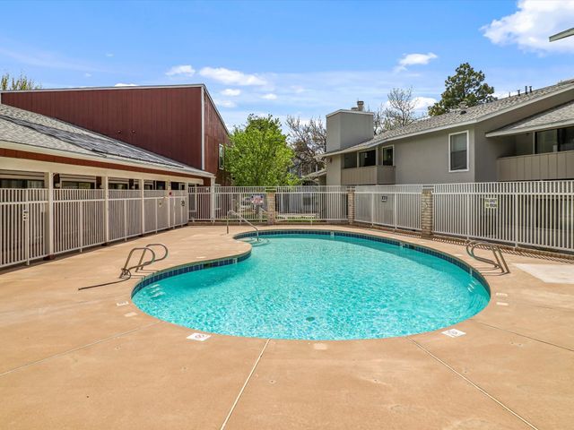 505 Oppenheimer Drive 1304, Los Alamos, NM 87544