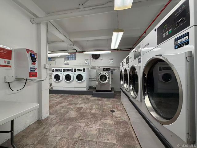 150-40 71st Ave 1K, Kew Garden Hills, NY 11367