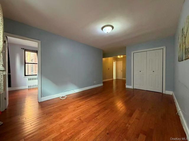 150-40 71st Ave 1K, Kew Garden Hills, NY 11367