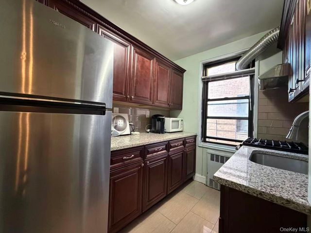 150-40 71st Ave 1K, Kew Garden Hills, NY 11367