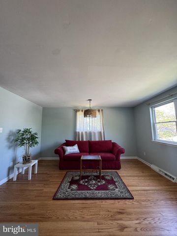 609 FOSTER RD, Cheltenham, PA 19012
