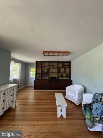 609 FOSTER RD, Cheltenham, PA 19012