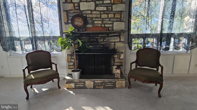 609 FOSTER RD, Cheltenham, PA 19012