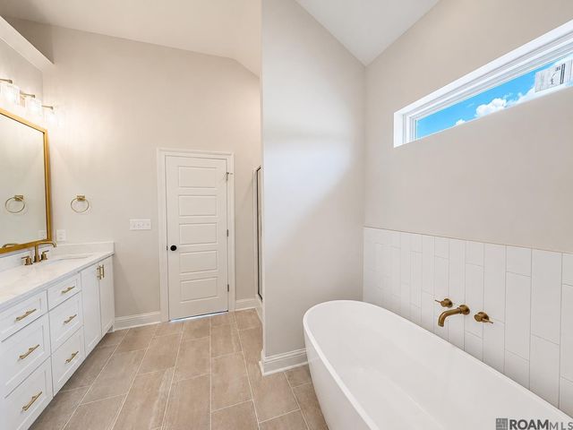 10473 Eastlake Drive, Denham Springs, LA 70726