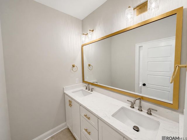 10473 Eastlake Drive, Denham Springs, LA 70726