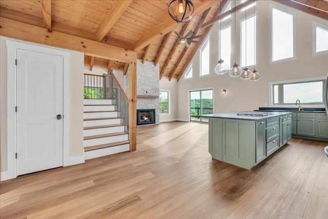 315 Morris Point Lane, South Pittsburg, TN 37380