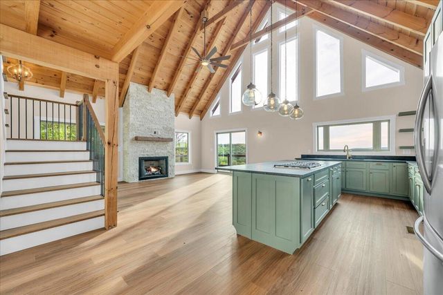 315 Morris Point Lane, South Pittsburg, TN 37380