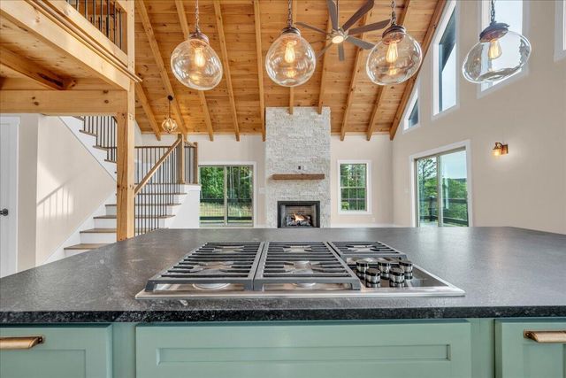 315 Morris Point Lane, South Pittsburg, TN 37380