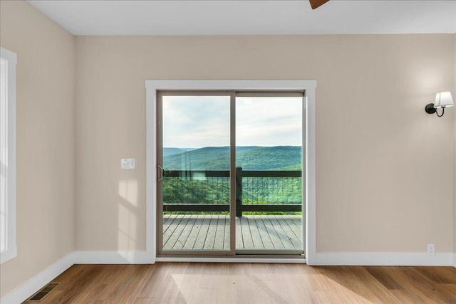 315 Morris Point Lane, South Pittsburg, TN 37380