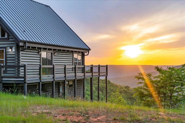 315 Morris Point Lane, South Pittsburg, TN 37380