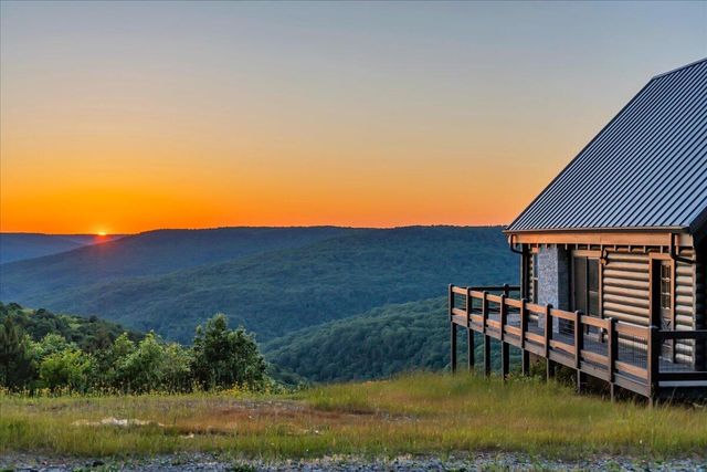 315 Morris Point Lane, South Pittsburg, TN 37380