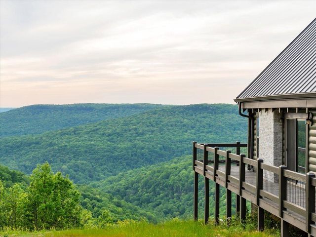 315 Morris Point Lane, South Pittsburg, TN 37380
