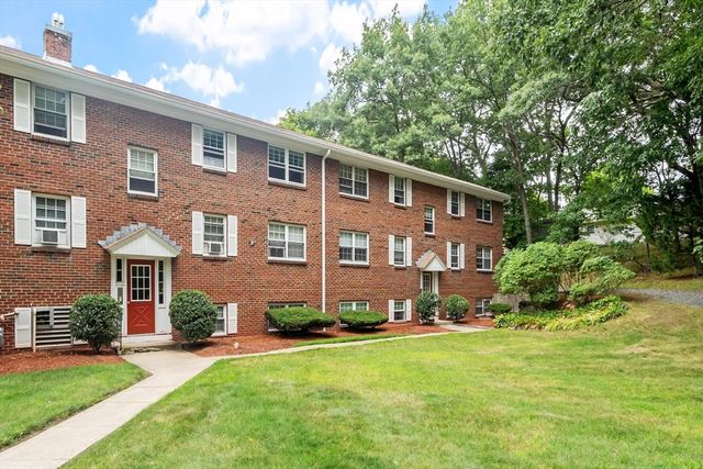68 Preston Street 2C, Wakefield, MA 01880