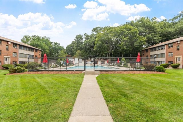 68 Preston Street 2C, Wakefield, MA 01880