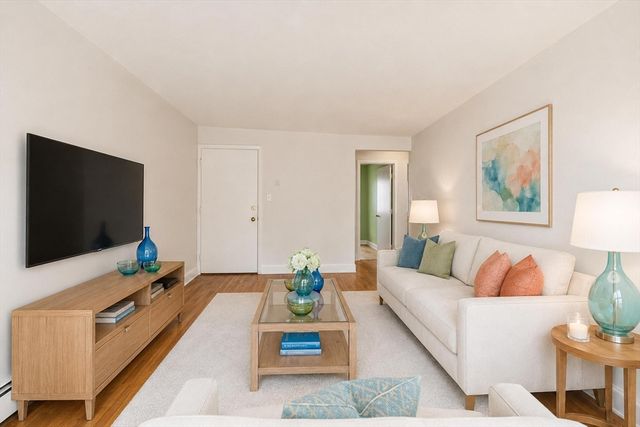 68 Preston Street 2C, Wakefield, MA 01880