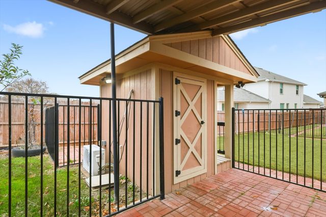 6105 Teresa Lane, Rowlett, TX 75089