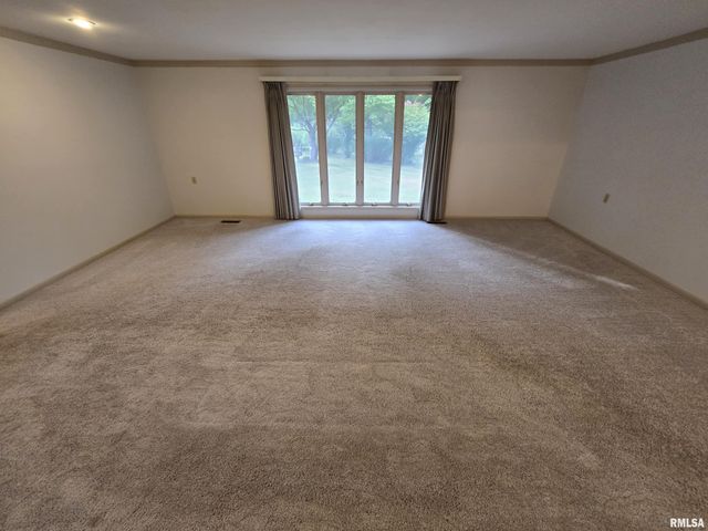 2 Webster Hill Street, Mt Vernon, IL 62864