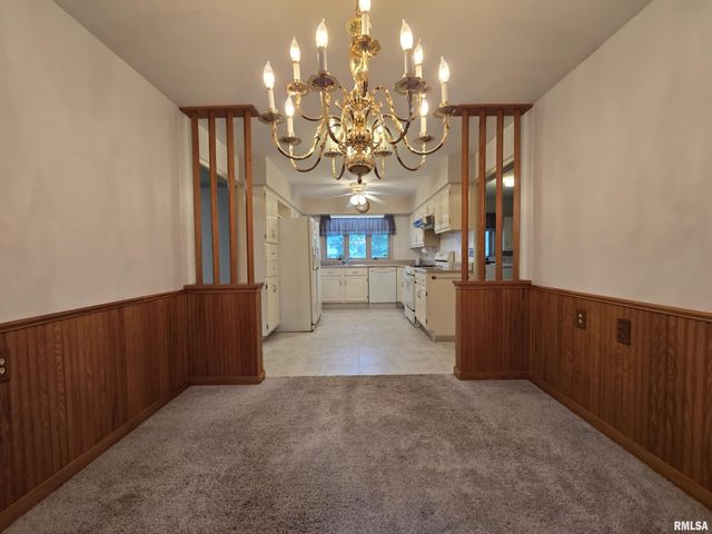 2 Webster Hill Street, Mt Vernon, IL 62864