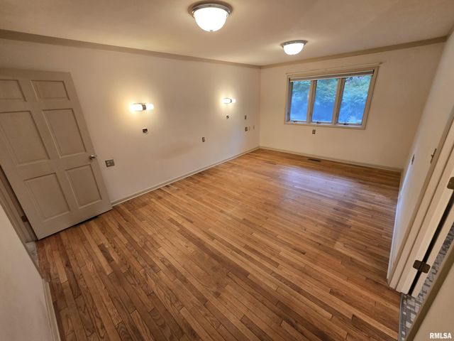 2 Webster Hill Street, Mt Vernon, IL 62864