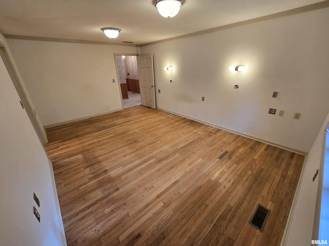 2 Webster Hill Street, Mt Vernon, IL 62864