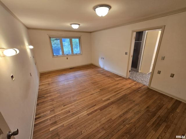 2 Webster Hill Street, Mt Vernon, IL 62864