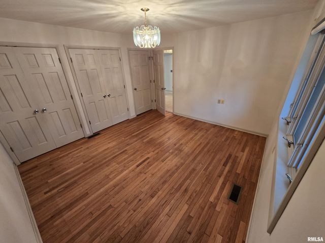 2 Webster Hill Street, Mt Vernon, IL 62864